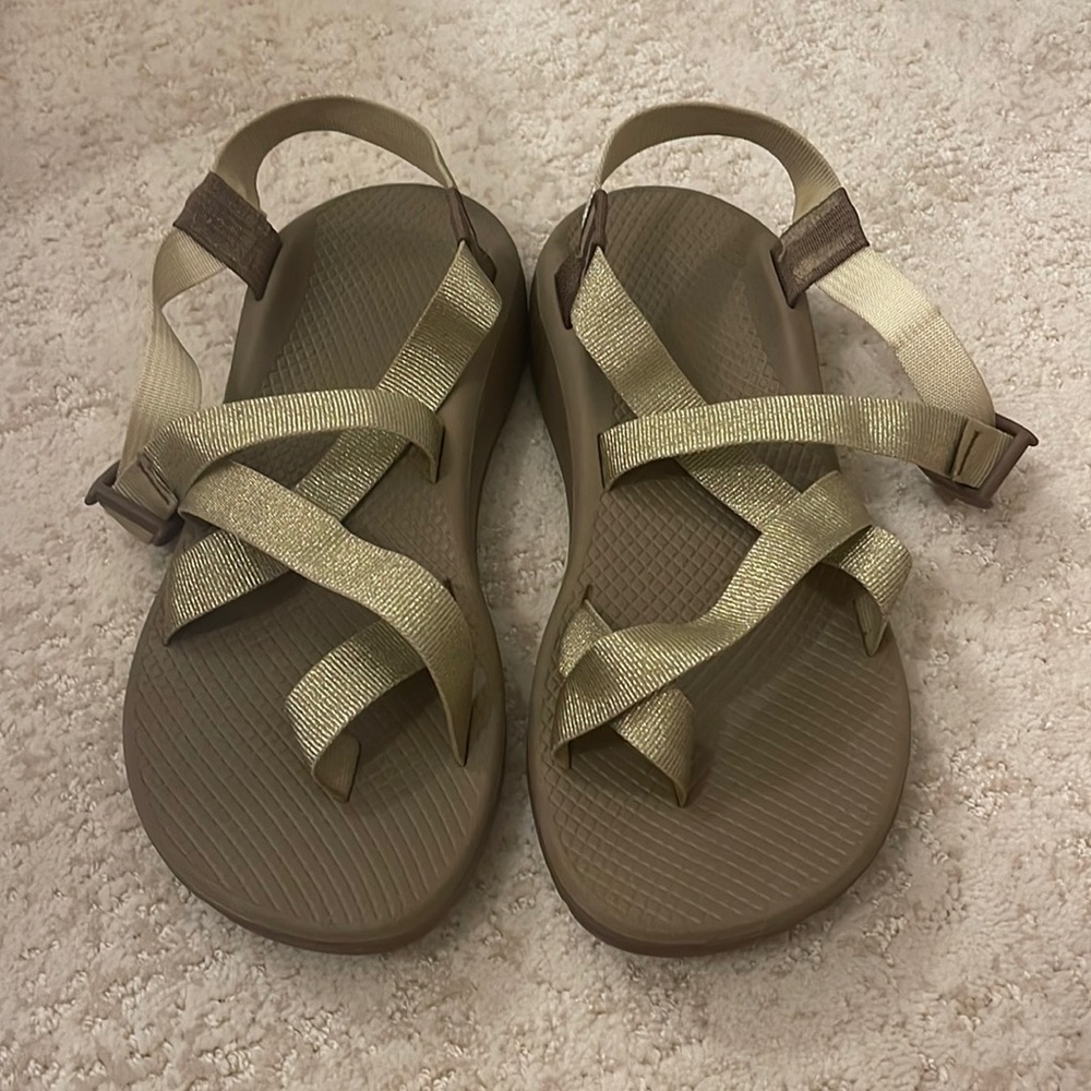 Gold metallic Chocos